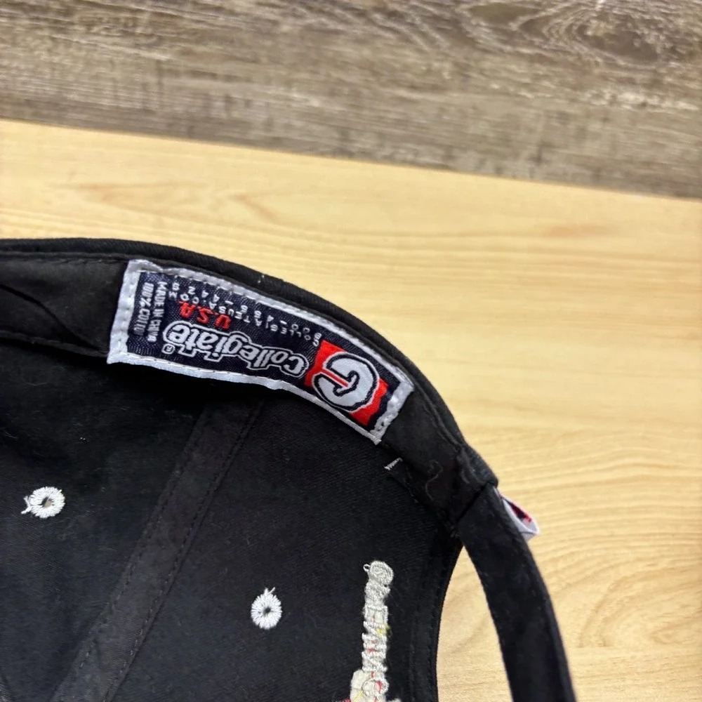 Collegiate USA good used